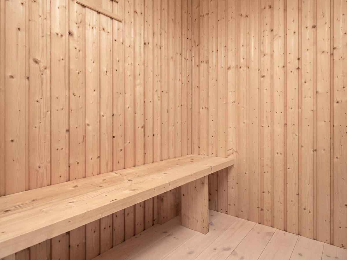 14 Person Holiday Home In L Kken Lokken Luaran gambar